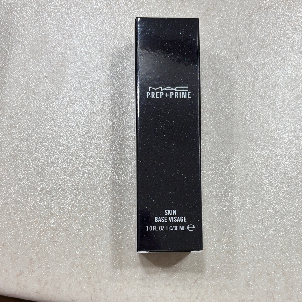 MAC Cosmetics Prep + Prime Skin Base Visage - Sleek Black